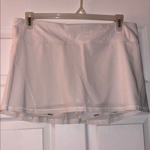 Lululemon skort size 12